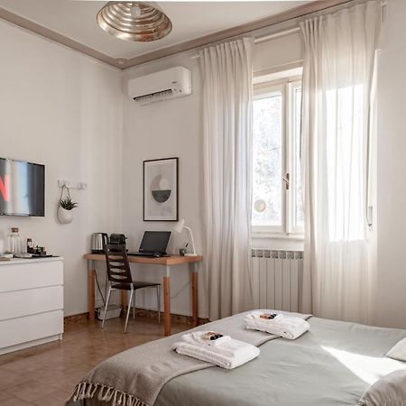 Camera Privata Con Parcheggio Gratuito Apartment Pisa Exterior photo